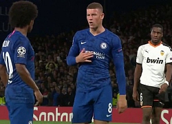 Lampard nói gì khi Barkley tranh đá 11m và đá hỏng?