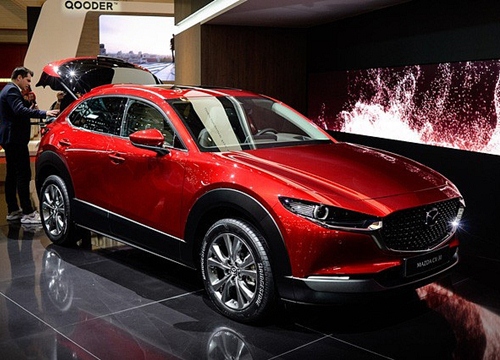 Mazda sắp ra mắt xe điện đầu tiên đấu Hyundai Kona Electric