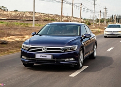 Sedan hạng D cho người trẻ, Toyota Camry hay Volkswagen Passat?