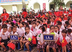 Thẩm định sách giáo khoa như "rọc phách chấm thi"