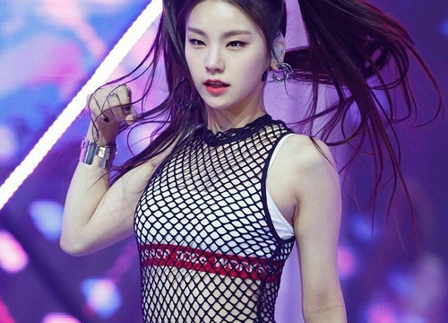 6 idol Kpop có phong cách vừa ngầu vừa sexy