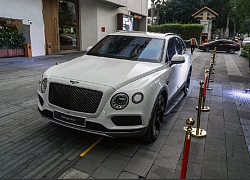 Cận cảnh Bentley Bentayga "hàng thửa" hơn 20 tỷ ở HN