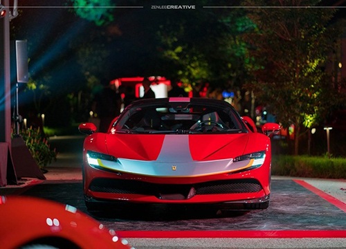 Ferrari SF90 Stradale hybrid 25 tỷ đồng đặt chân đến châu Á