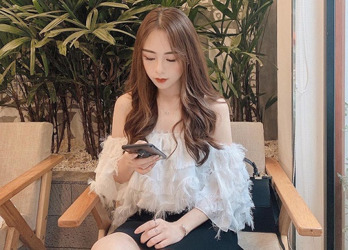 Hot girl được báo Trung khen xinh như búp bê: "Thu nhập mỗi tháng của mình ổn định ở khoảng 50-70 triệu/tháng"