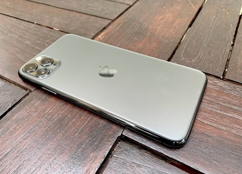 iPhone 11 có hệ thống quản lý năng lượng mới để giảm tác động đến hiệu năng khi pin bị chai