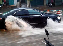 Mẹo giữ xe an toàn trong thời tiết mưa lớn, ngập nước