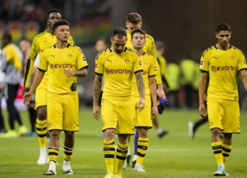 Sancho biến thành "kỷ lục gia" trong ngày Dortmund hòa bạc nhược