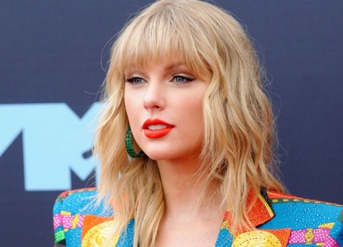 Taylor Swift thông báo hủy show lại khiến fan hâm mộ... vui mừng. Lý do tại sao?