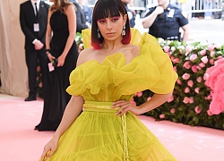 "Thánh tự luyến" Charli XCX: Hết xưng là "đấng cứu thế" của nền nhạc Pop, giờ lại tự khen ngất trời album của chính mình