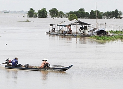 Miền Tây đón lũ...