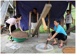 Trải nghiệm văn hóa ẩm thực từ "Lễ hội giã cốm"