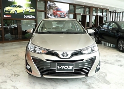 Toyota Vios bất ngờ khan hàng, đội giá