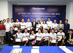 Panasonic trao học bổng cho sinh viên 11 trường Đại học tại Việt Nam