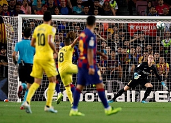 CĐV Barca vỗ tay cho cầu thủ ghi bàn vào lưới Ter Stegen