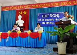 Đăng ký chỉ tiêu thi đua đầu năm học dù không muốn cao cũng bắt buộc...phải cao!