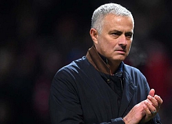 Man Utd vẫn thế, vì sao Solskjaer lại được đối xử tốt hơn Mourinho?