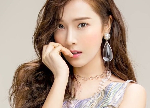 Jessica (SNSD) tung ảnh teaser cho dự án comeback: Đâu rồi hình tượng công chúa băng giá?