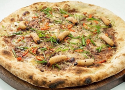 Sởn gai ốc với món pizza đuông dừa bò lổm ngổm tại Hà Nội