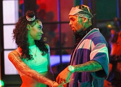 Vừa mới "thả thính" Rihanna, Chris Brown lại quay về "tòm tèm" tình cũ?