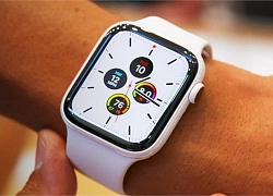 Apple Watch Series 5 40mm có dung lượng pin lớn hơn 10% so với thế hệ trước