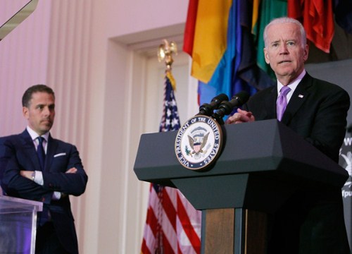 Cựu thủ tướng Ukraine đòi điều tra ông Biden và con trai