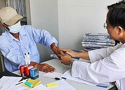 Hà Nội: Đảm bảo 100% người nhiễm HIV đang điều trị ARV có thẻ BHYT