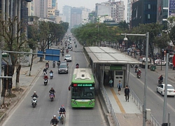 Hà Nội tính tổ chức làn đường ưu tiên cho xe buýt: Ý kiến trái chiều về tính khả thi