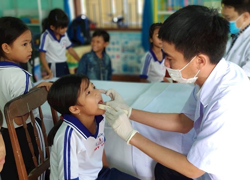 Phó giáo sư Võ Trương Như Ngọc: "Trí tuệ nhân tạo có thể hỗ trợ chăm sóc răng miệng cho trẻ em"