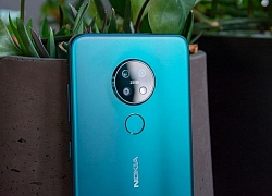 Smartphone Nokia luôn sử dụng ống kính Zeiss mà không phải hãng khác?