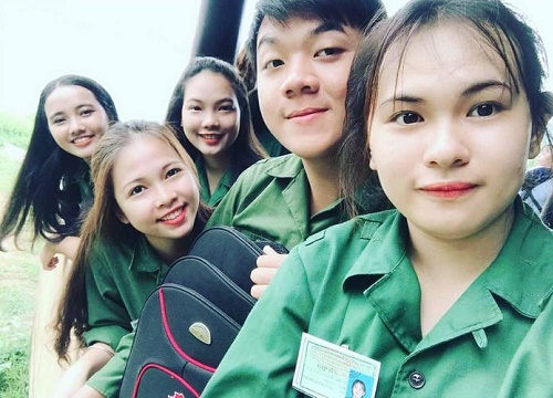 Toàn 'trai xinh gái đẹp' mùa quân sự cùng xuất hiện trong một khung hình, hội bạn thân 'cực phẩm' khiến CĐM không khỏi trầm trồ