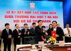 Trường Đại học Y Hà Nội tiếp tục ký kết hợp tác toàn diện với 15 bệnh viện, giúp các bác sĩ trẻ được thực hành nhiều hơn