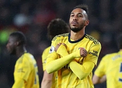 Arsenal cũng chỉ hơn M.U mỗi Aubameyang