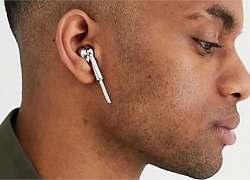 Chiếc earbuds này của ASOS trông giống AirPods đến lạ lùng nhưng chỉ đeo cho "ngầu"