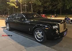 Dàn xe siêu sang quy tụ tại liveshow Quang Hà, chiếc Rolls-Royce Phantom 'đầu đàn' gây chú ý