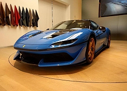 Hàng hiếm Ferrari J50 được rao bán gần 7 triệu USD