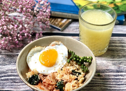 Món cơm Bibimbap nổi tiếng Hàn Quốc hóa ra có thể nấu cực dễ dàng chỉ với 1 chiếc nồi cơm điện