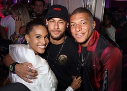 Neymar, Mbappe 'quẩy' tưng bừng với dàn chân dài nóng bỏng