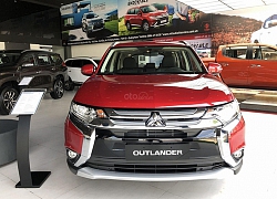 Giảm giá niêm yết gần 52 triệu đồng, Mitsubishi Outlander tham vọng đấu Honda CR-V