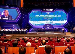 Industry 4.0 Summit 2019: CMC truyền cảm hứng &#039;Chinh phục chuyển đổi số&#039;