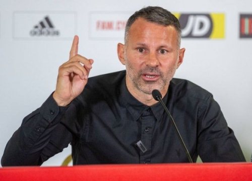 Man Utd khủng hoảng, Ryan Giggs đăng đàn nói 1 câu về ghế nóng của Solskjaer