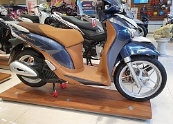 Giá Honda SH đắt khách tăng mạnh, Yamaha ế ẩm hạ giá chênh