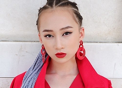Bạn trẻ make up đậm, nhuộm tóc sắc màu thắng giải ở tuần lễ thời trang