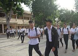 Bình Định cho học sinh nghỉ học để tránh bão
