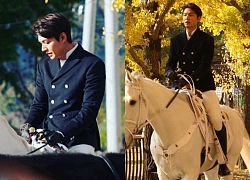 Chùm ảnh chụp vội gây bão của Lee Min Ho trên phim trường: Đẹp ngẩn ngơ, đến mức dân tình phải thốt lên "bạch mã hoàng tử là đây"