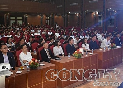 Đại học Vinh trao 181 suất học bổng cho học sinh, sinh viên có hoàn cảnh khó khăn