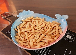 Đừng tốn tiền mua snack công nghiệp, mẹ có thể tự làm snack tôm cho bé ăn vừa ngon vừa dinh dưỡng!