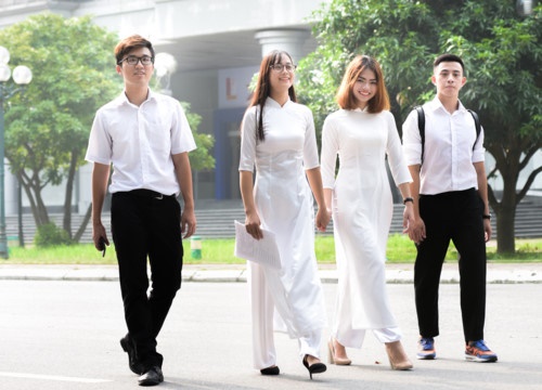Giải tỏa nỗi lo tăng học phí
