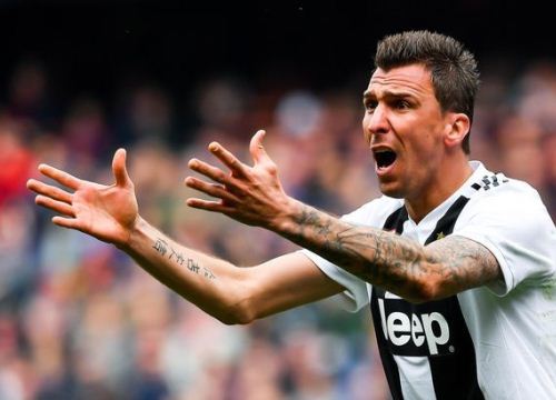 Juventus mời MU mua Mandzukic giá "rẻ như cho"