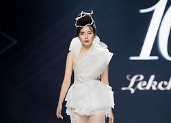 Linh Rin, Cao Thái Hà diện đồ cưới xuyên thấu có đường cắt xẻ lạ mắt