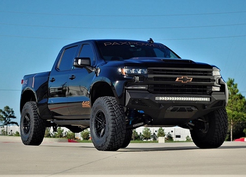 PaxPower phát triển bán tải Jackal dựa trên Silverado, "hăm dọa" Ford F-150 Raptor